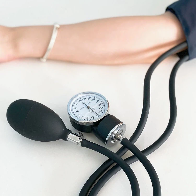 product-1-1 Aneroid Sphygmomanometer no stethoscope (9).png